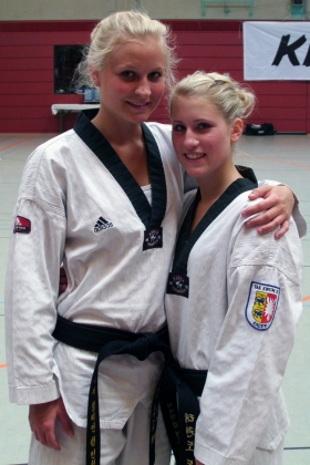 Svea Meyn und Kim Berthold (v.l.)